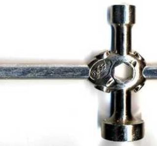 TY1 WRENCH 4 WAY CROSS 7/8/10/17MM TY1029