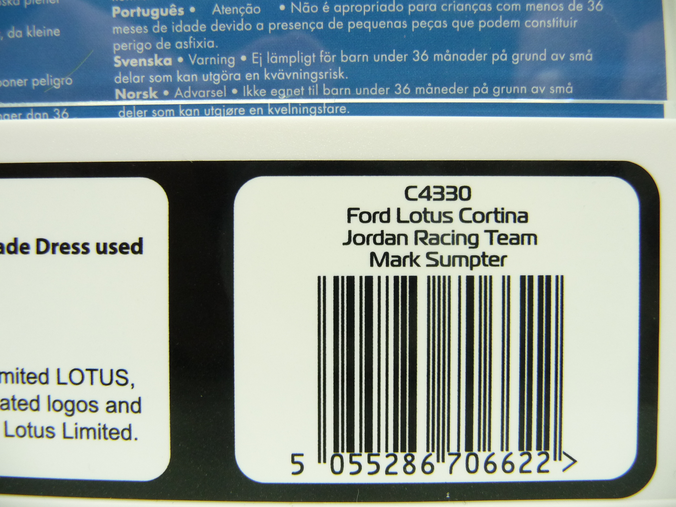 Scalextric C4330 Ford Lotus Cortina Jordan Racing Team Mark Sumpter - Image 4