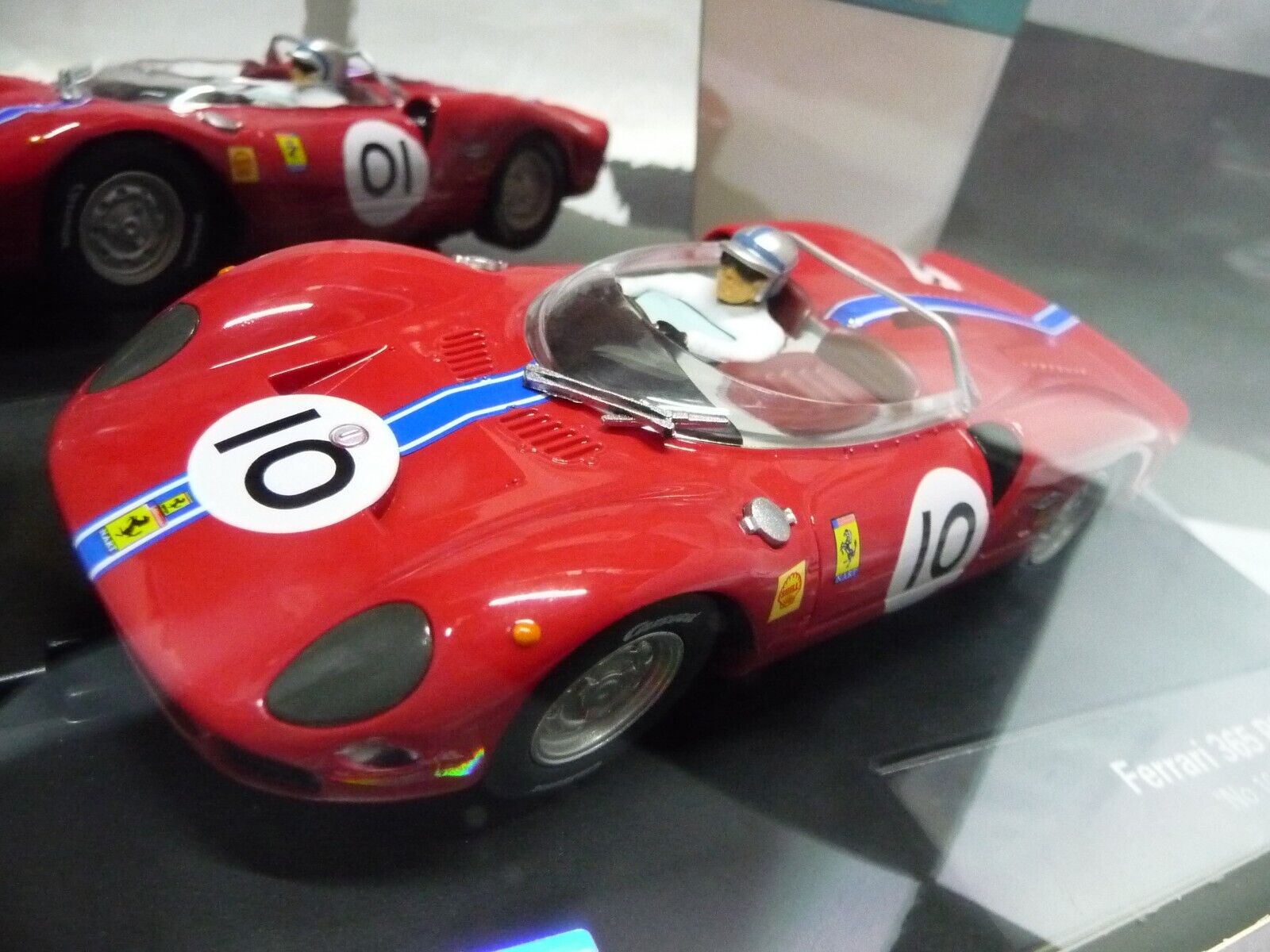 Carrera Ferrari 365 P5 No.10 Scale 1:32 slot car also suits Scalextric - Image 4