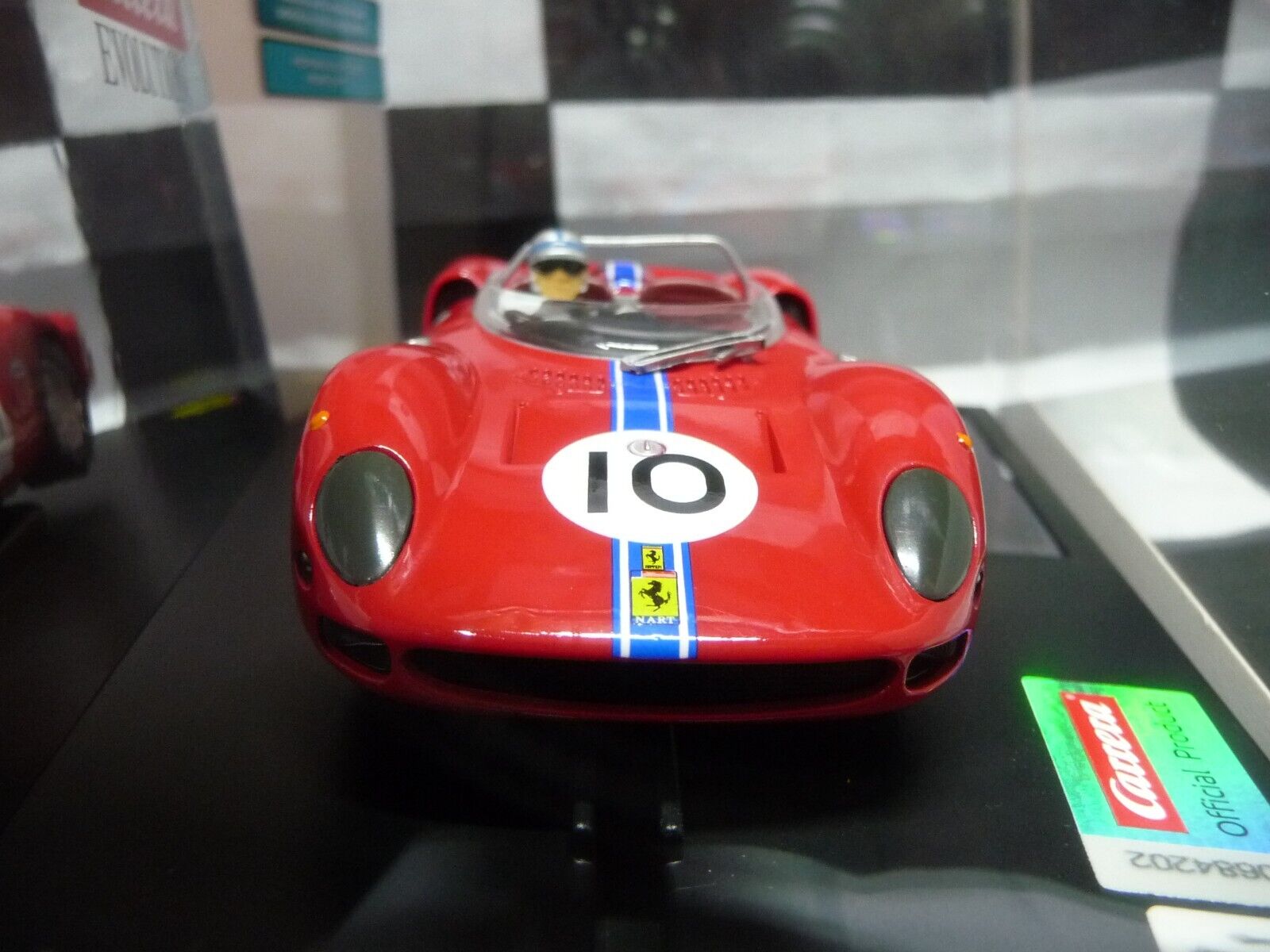 Carrera Ferrari 365 P5 No.10 Scale 1:32 slot car also suits Scalextric - Image 5